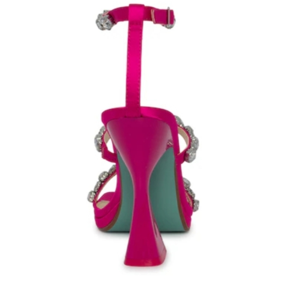 Betsey Johnson Perry Sandals Size 8 - Picture 12 of 13